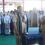 Wakil Gubernur Maluku Buka Ujian Sekolah di SMA Negeri 11 Ambon, Tekankan Pentingnya Mimpi dan Disiplin