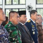 Hadiri Wisuda XXI Polnam, Wakil Gubernur Maluku Tekankan Pentingnya Hilirisasi dan Ketahanan Energi