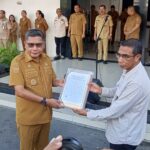 Pemkot Ambon Terima Sertifikat Halal UMKM dari BPJPH Maluku